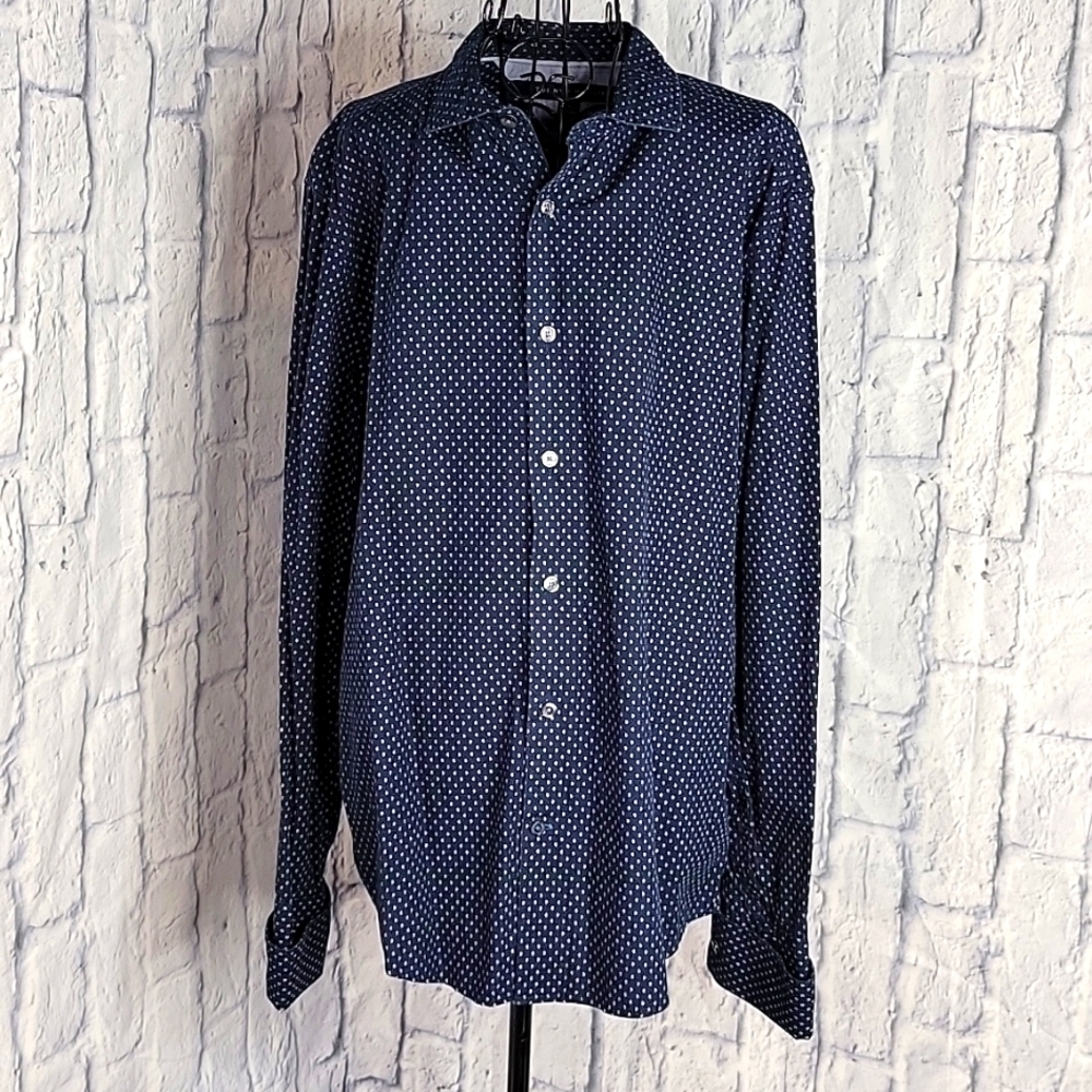 TOMMY HILFIGER Custom Fit Blue and White Dress Shirt Large